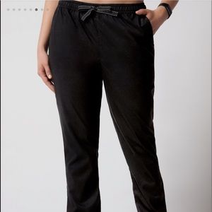 Jaannu Scrub Skinny Pants